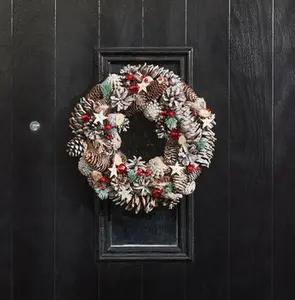 FrostStar Wreath - 36cm