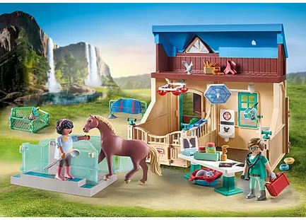 PLAYMOBIL 71352 Horses of Waterfall - Riding Therapy and Veterinary Practice